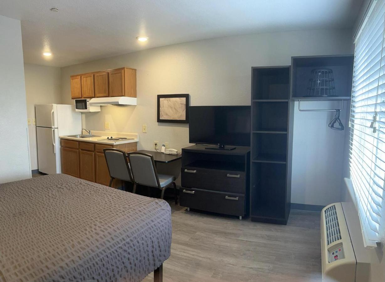 Woodspring Suites Raleigh Apex Eksteriør billede